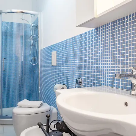 شقة Guesthost - One Step Away From The Historic Center Lovely Flats *