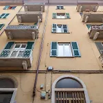 Апартаменты Guesthost - One Step Away From The Historic Center Lovely Flats *