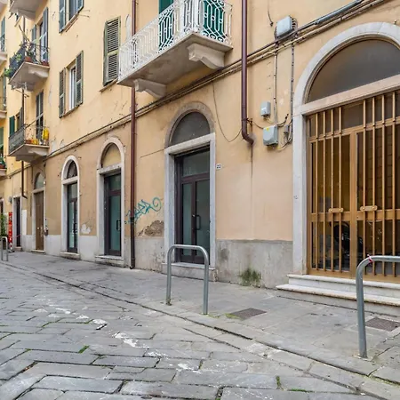 Castello San Giorgio & Railway Station Lovely Flat * La Spezia