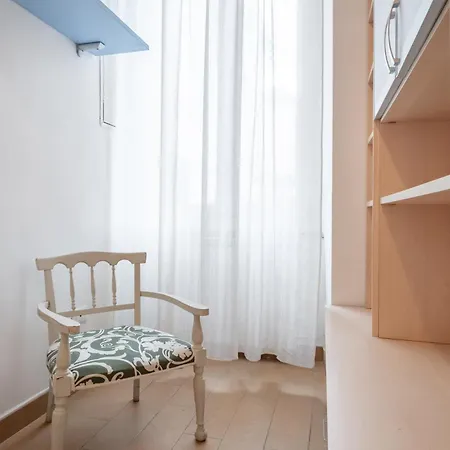 Guesthost - One Step Away From The Historic Center Lovely Flats Apartament La Spezia