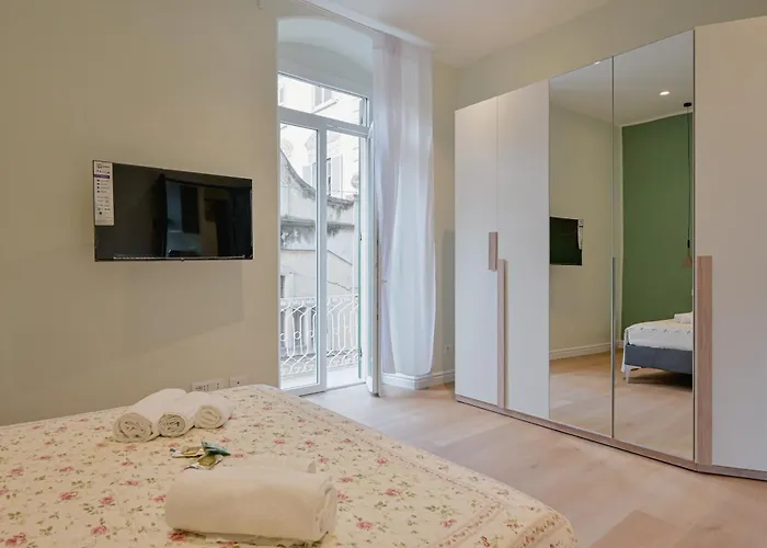 Guesthost - One Step Away From The Historic Center Lovely Flats Apartamento